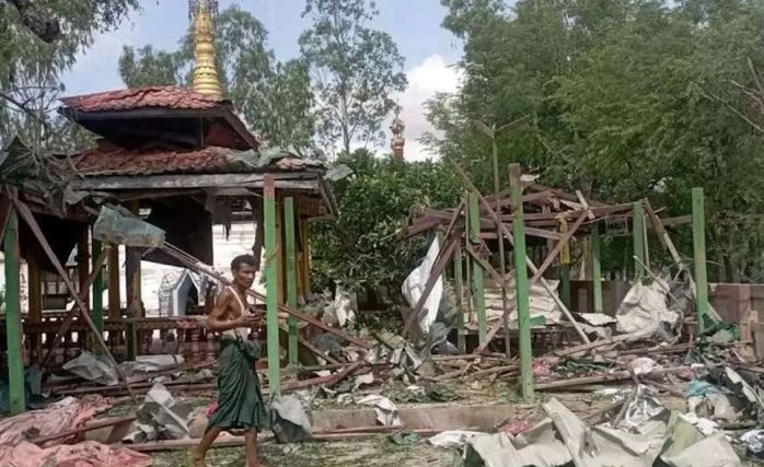 Serangan Udara Militer Myanmar ke Biara Tewaskan 14 Orang